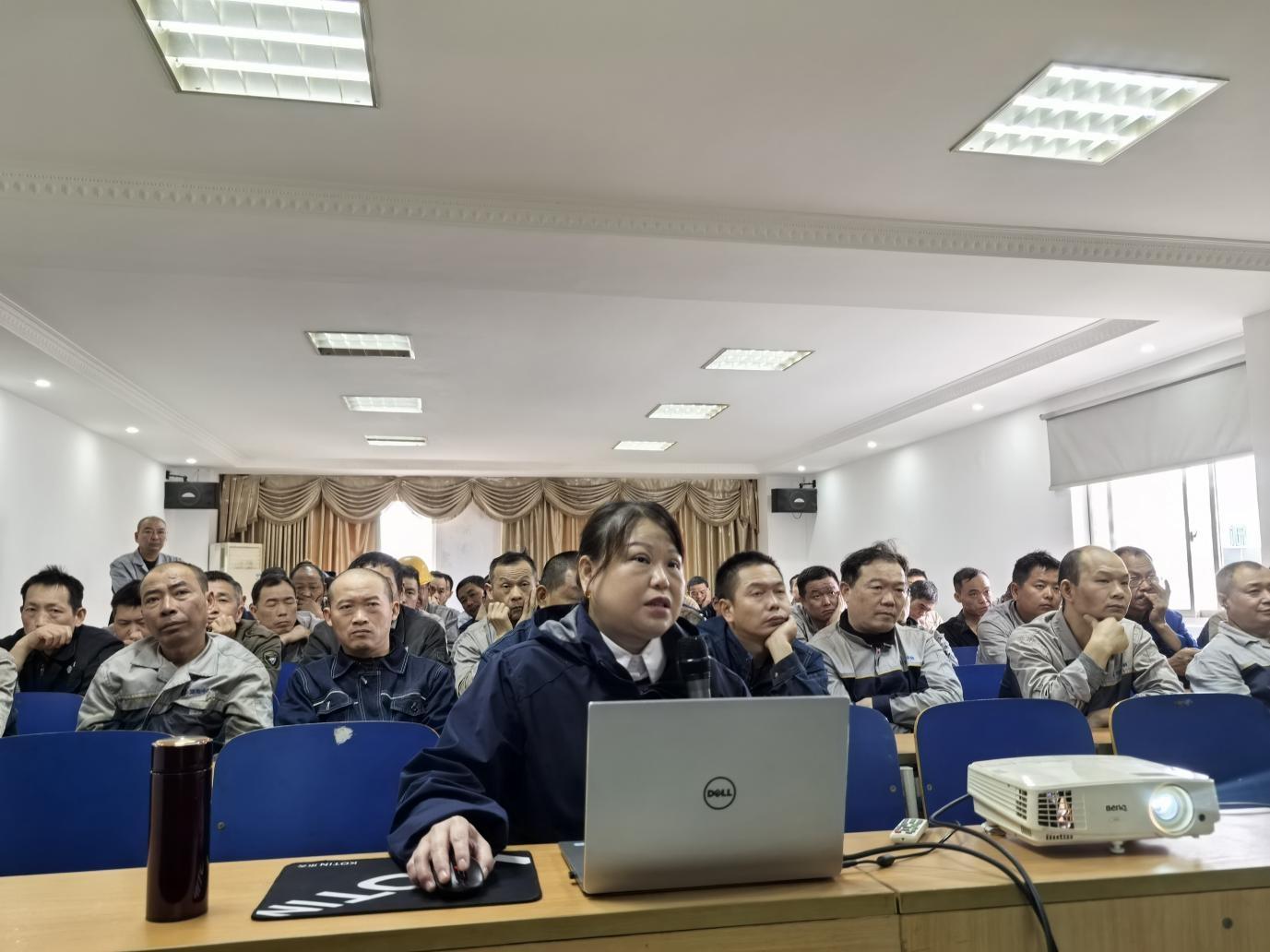 b404d963-c374-4ed4-ba46-88a89e42c1a9